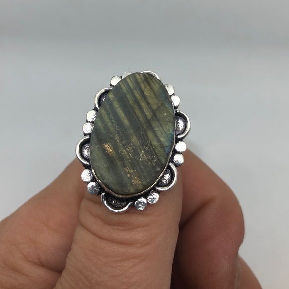 Rough Cut Labradorite Ring - Picture 3 of 5